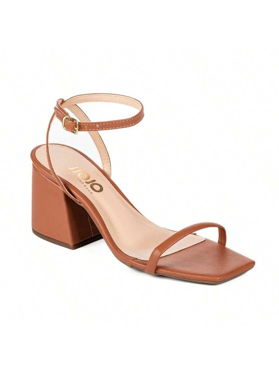 Woman's Kitten heel