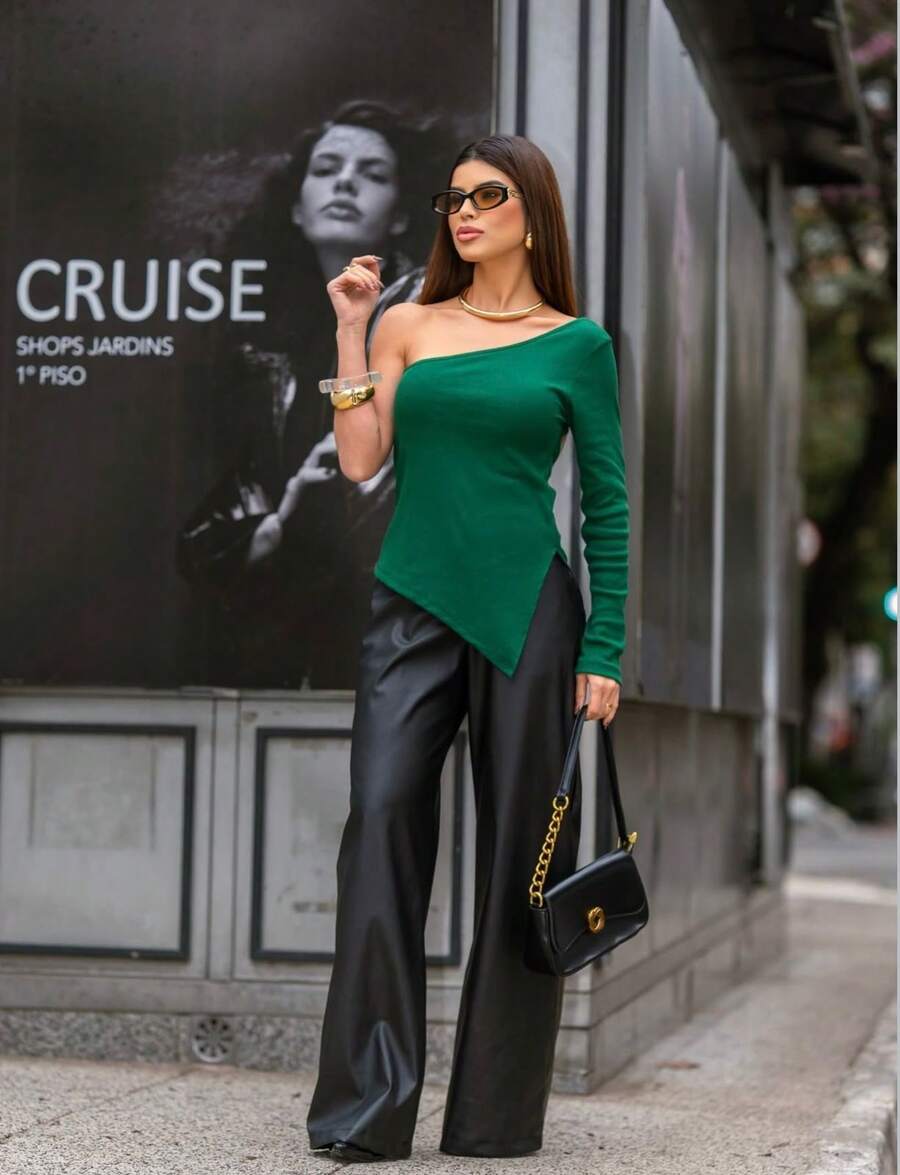 Woman shirt