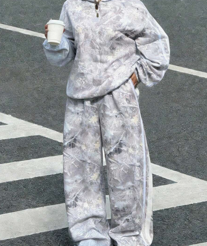 Am Tracksuit
