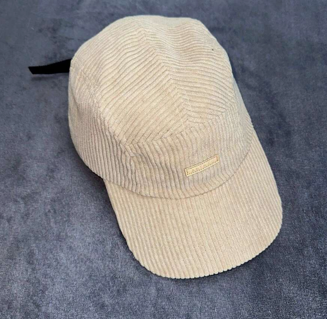 Poly Cap