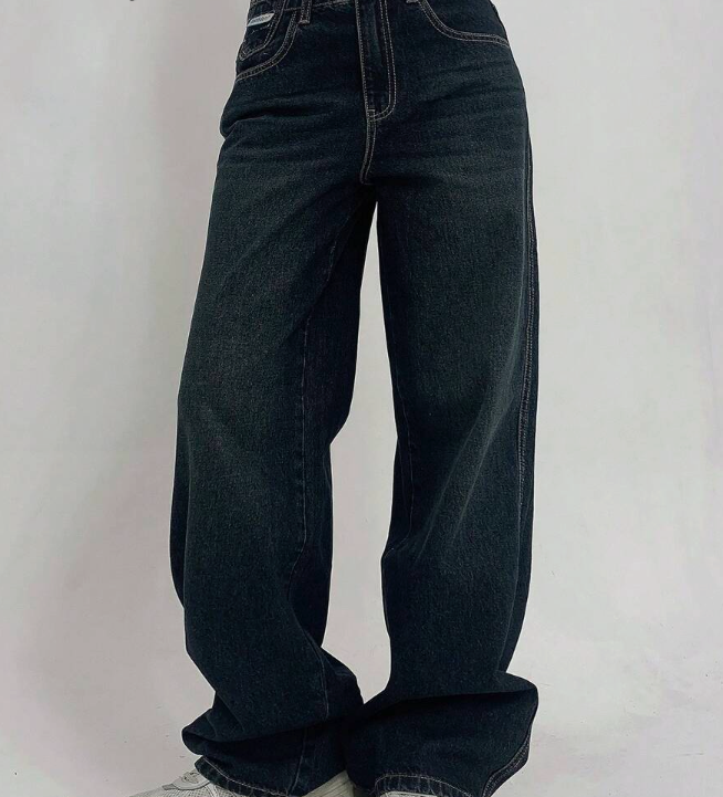 Black Distressed Jeans