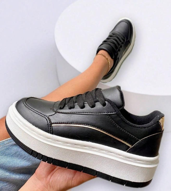 Shoes Black V