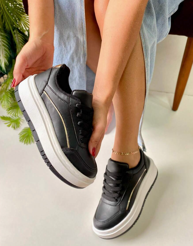 Shoes Black V