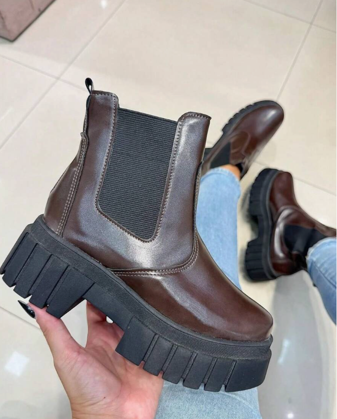 Shoes White Black